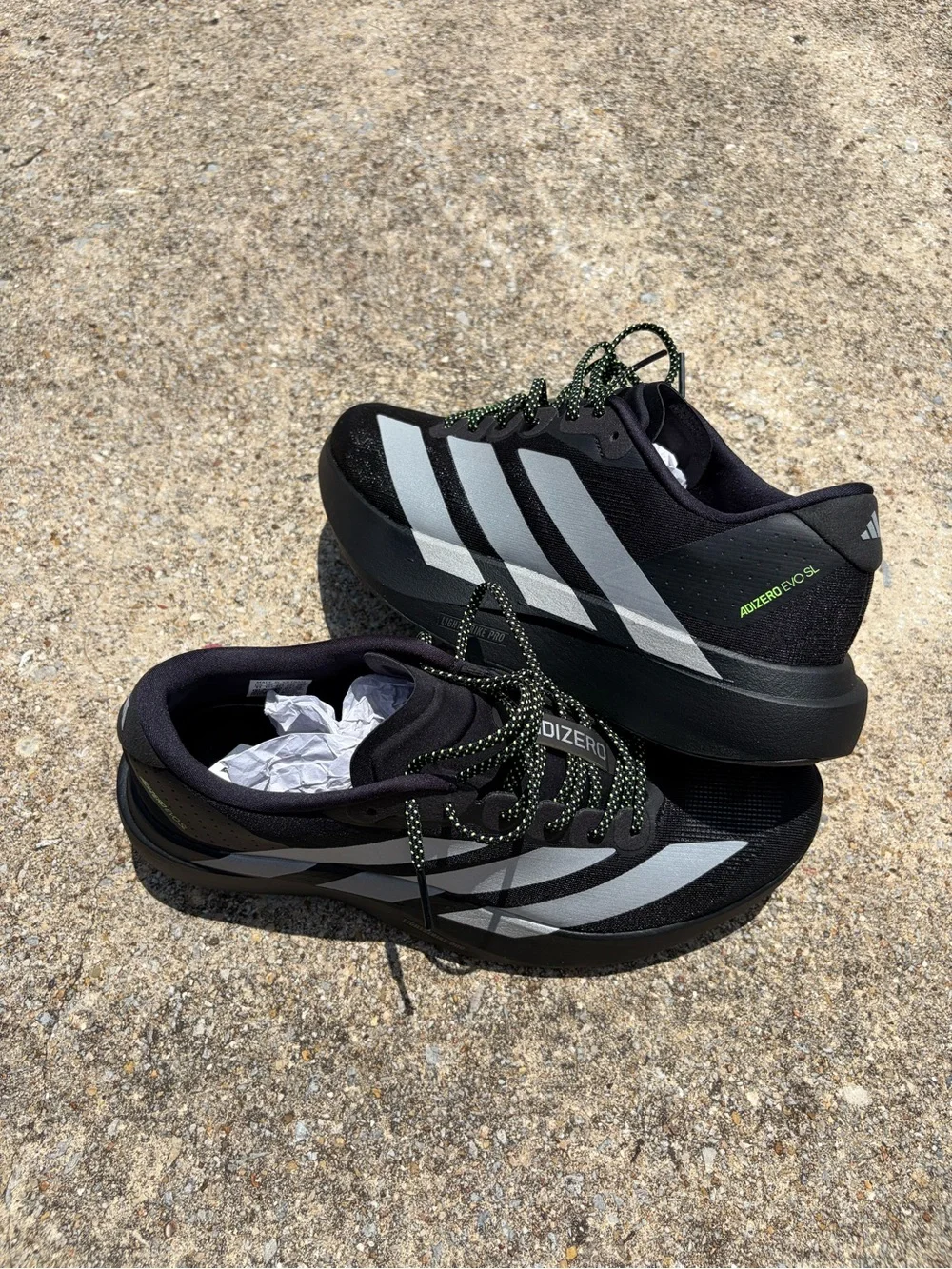 ADIDAS “Adizero Evo SL M” KJ1365 CBLACK/SILVMT (SZ 11) Reflective & Solid Laces